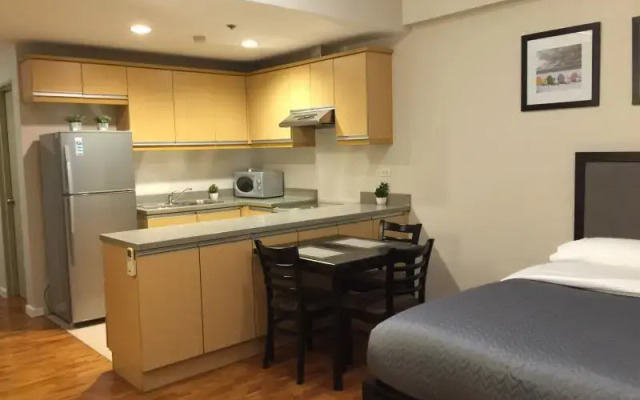 Vy Rentals at One Legaspi Park