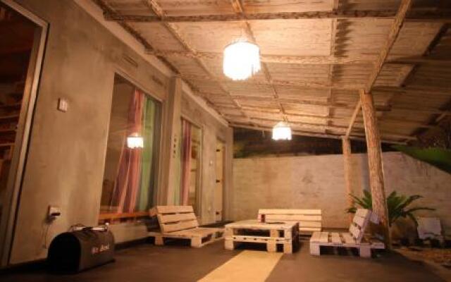 Coco Palm Beach Hostel