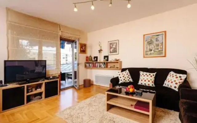 Apartment Sahala
