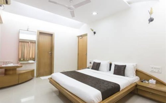 Seven Serviced Apartments by Zo Rooms