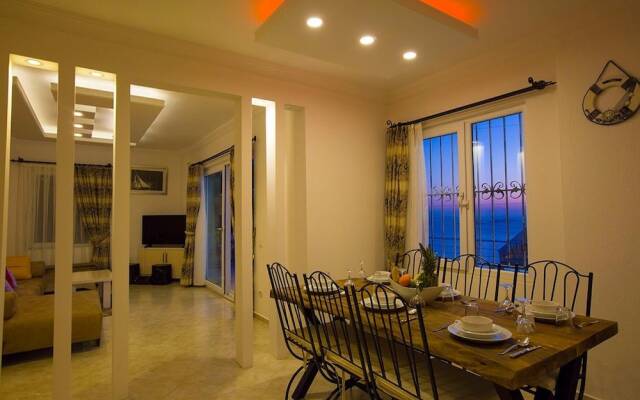 Villa Kartal by Akdenizvillam