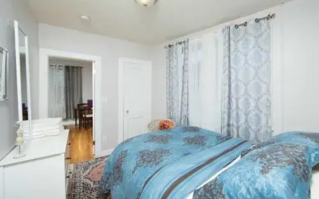 Longwood Medical one bed