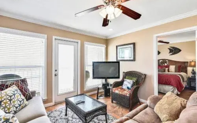 Seascape 1211 in Galveston