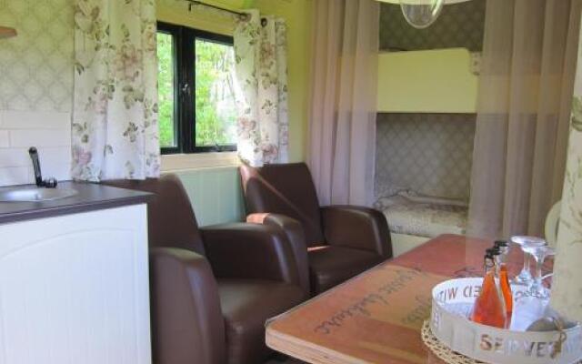 Pipowagen Minicamping De Linde