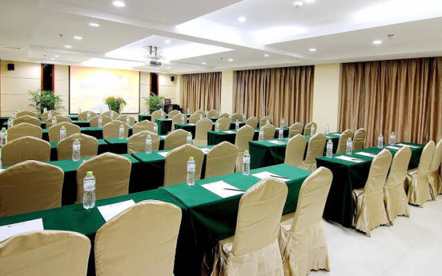 Lavande Hotel Wuhan Garden Expo Changfeng Avenue Branch