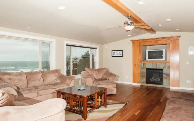 Deer Haven 4 Br cottage by RedAwning