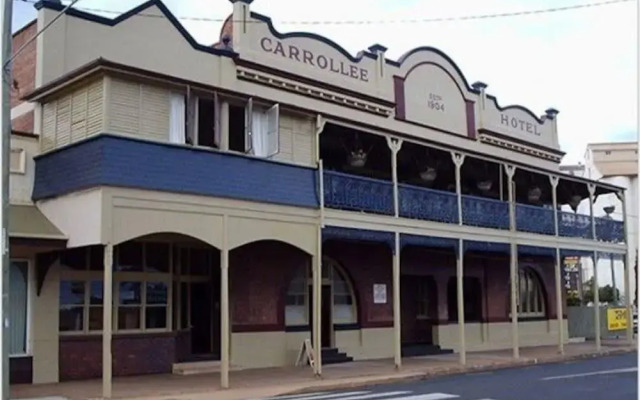 Carrollee Hotel