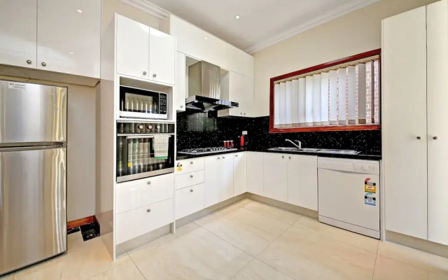 Homelea Villas - Sydney
