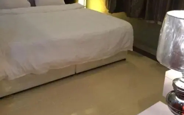 Jaww Altamayoz Suites