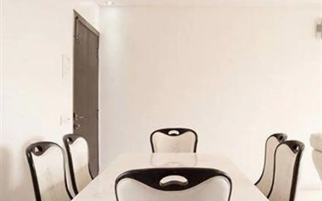 Astute Apartments Yayati