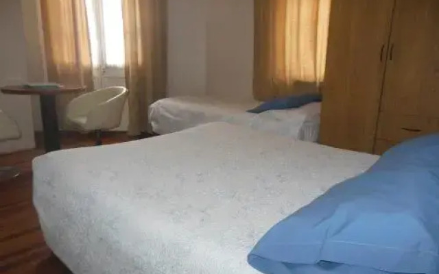 Hostal Cousiño