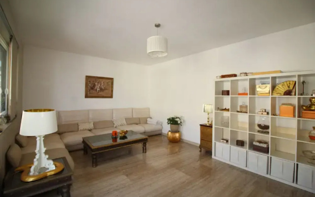 Nice Booking - Fleurs Terrasse Parking
