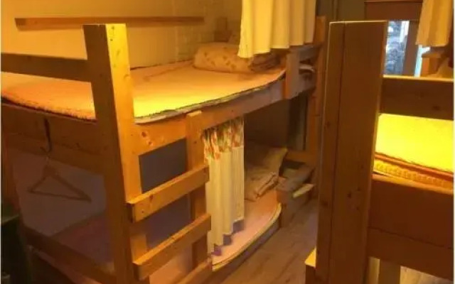 Daljip Guesthouse - Hostel