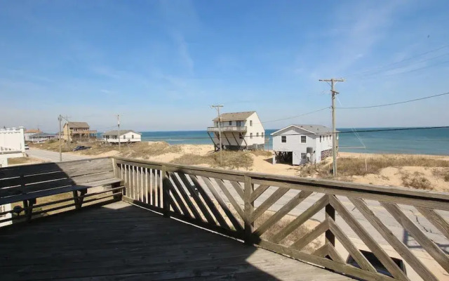 Dolphin Watch - 4 Br Home