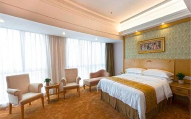 Vienna Hotel Dongguan Shatian Humen Port