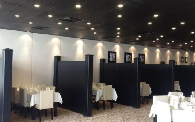 Ashaad Al Tahliah Hotel And Suites