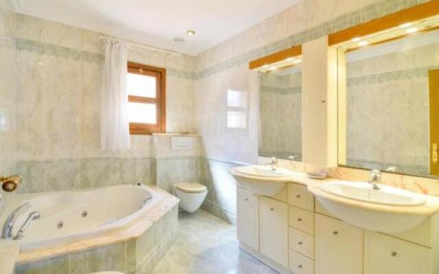 Villa Cruz - Plusholidays