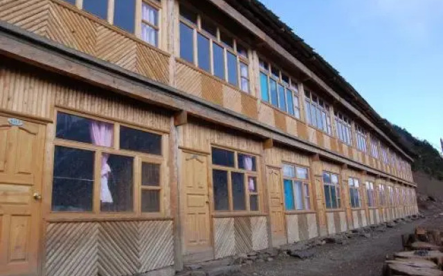 Yubeng No.1 Guanjing Inn