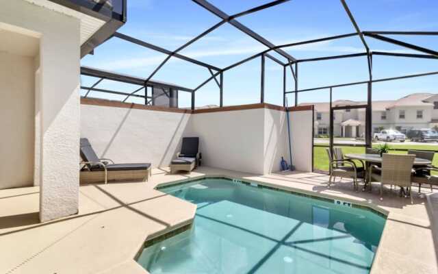 Champions Gate 1561 A