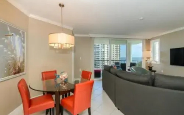 Beautiful Condo with Breathtaking Sunset Views by RedAwning