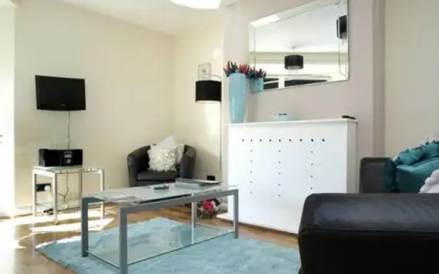 City Centre Royal View Apartments