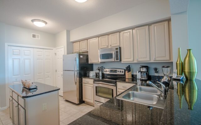 Legacy Towers-Legacy II 902