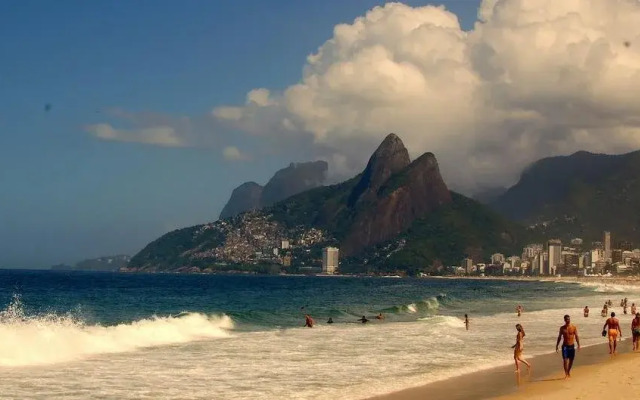 Copacabana Bulhões de Carvalho 530