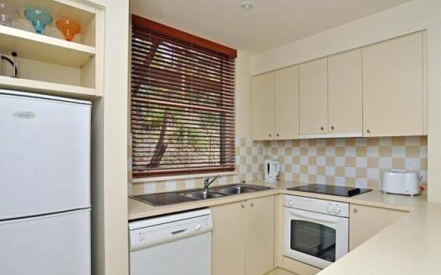 Villa Executive 2br Shiraz Resort Condo located within Cypress Lakes Resort (nothing is more central)