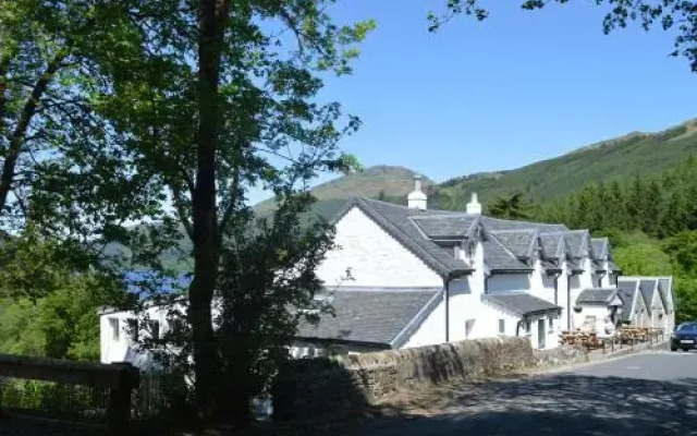 Ash Lodge