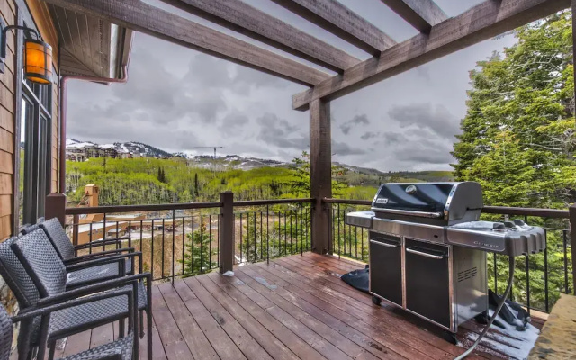Deer Valley Lookout #18