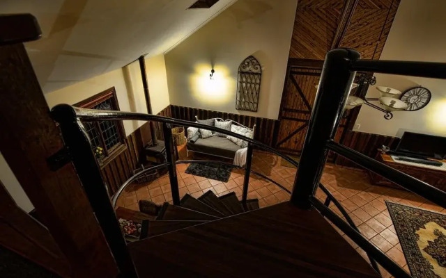 Oak Tree Barn Bridgetown