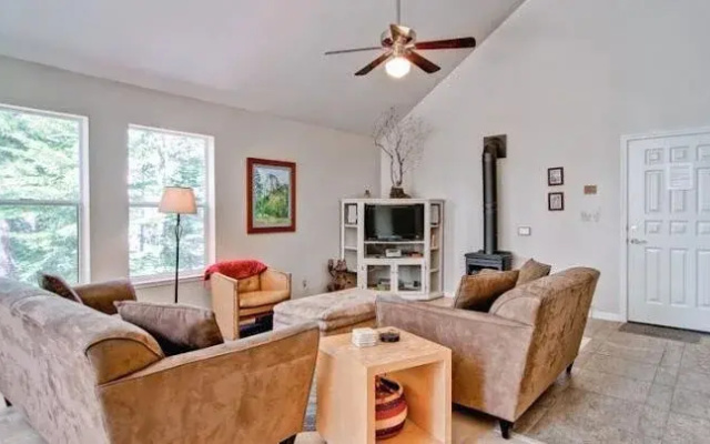 Yosemite Park Place - 3BR/2BA Home