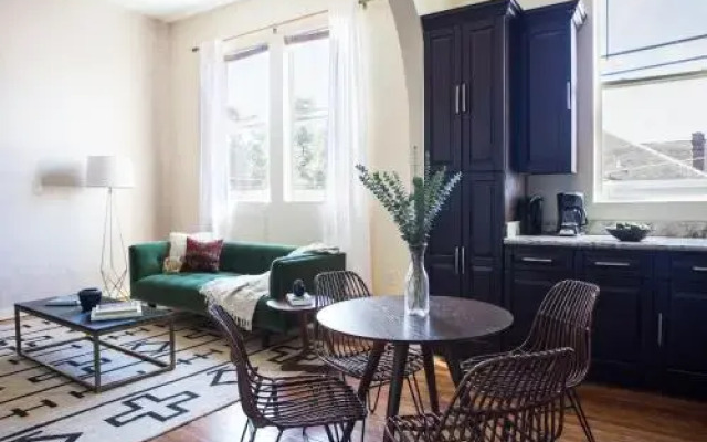 Charming 1BR in Audubon by Sonder
