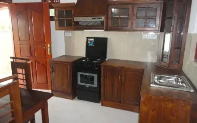Sapara River Inn