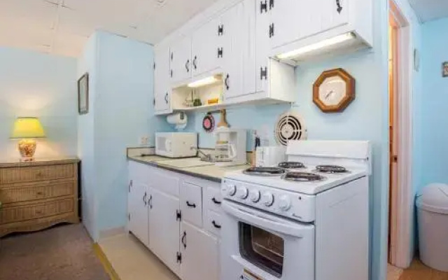 46th St Windjammer 200A 1Br Studio