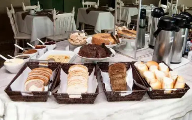 Alcacer Hotel