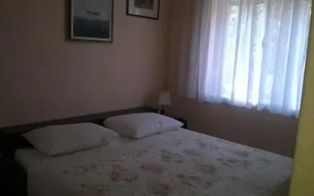 Jasmina Guesthouse