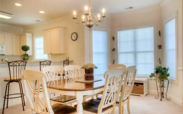 Magnolia Pointe 101 4828 by RedAwning