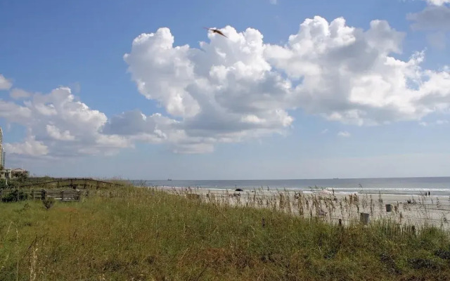 Ocean Bay Club 1104 - 4 Br Condo