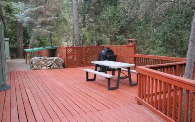 Trout Creek Lodge - 3BR/2BA Home