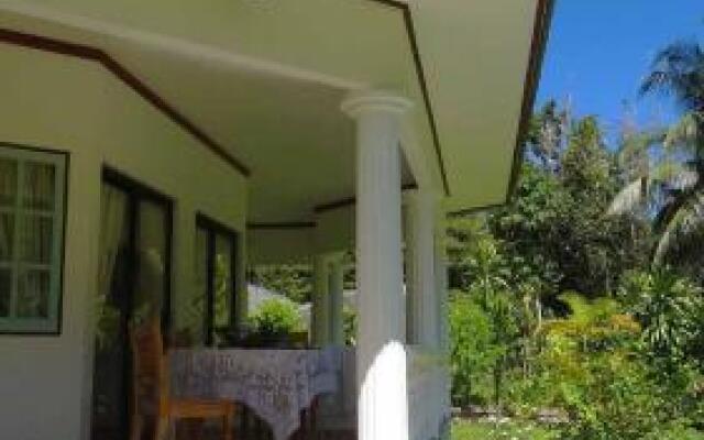 Skyblue Guesthouse - Self Catering