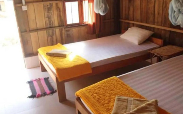 LingaLonger Bungalows