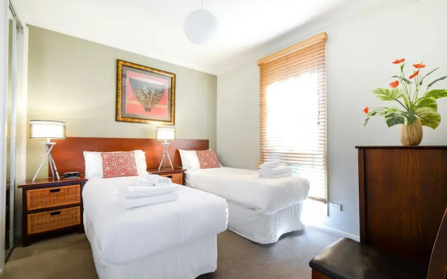 Boutique Stays - Sandyside 3