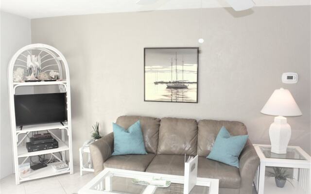 Jamaica Royale 079 - 2 Br Condo