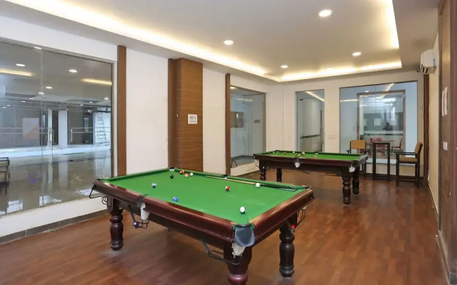 Capital O 13727 Hotel Aarogyam Suites