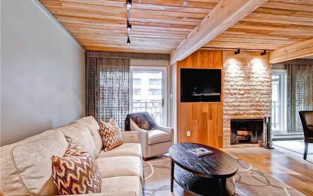 Chateau Aspen 10 - 2 Br condo by RedAwning