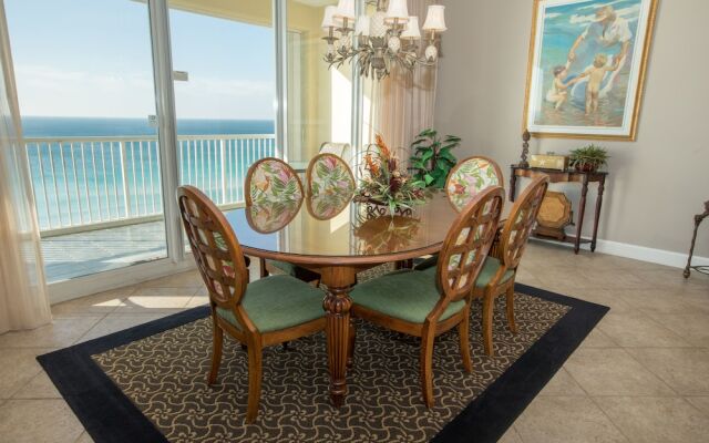 Oceania 907 3 Bedroom Condo by RedAwning