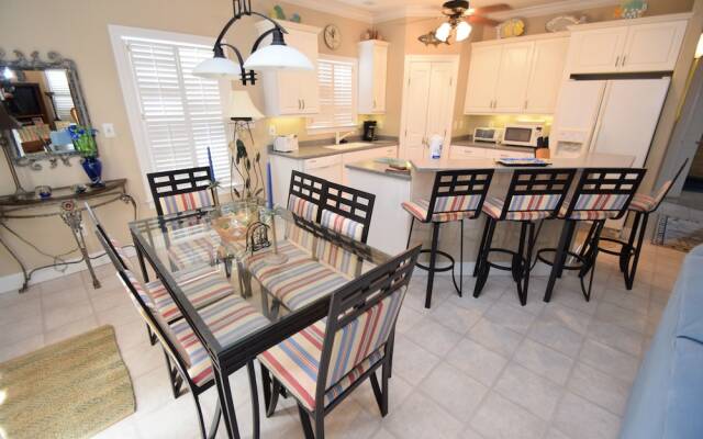 Skipper House by RedAwning