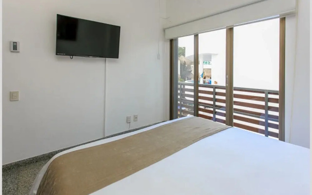Infinito Penthouse 201 by RedAwning