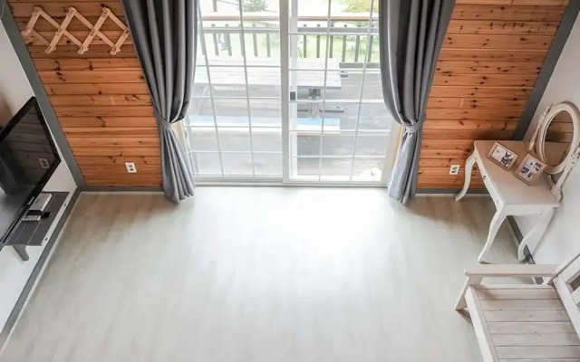 Gyeongju Magic Castle Pet Pension